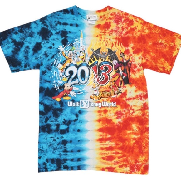 DISNEY PARKS ⭐️  VINTAGE 2013 tie dye tshirt - Picture 1 of 4